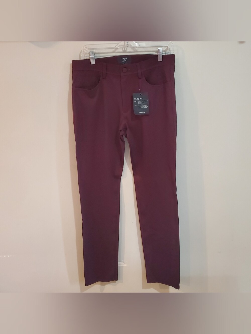 Theory Slim Fit Tapered Tech Raffi Pants In Chianti Red Plum Size 31. Tags On